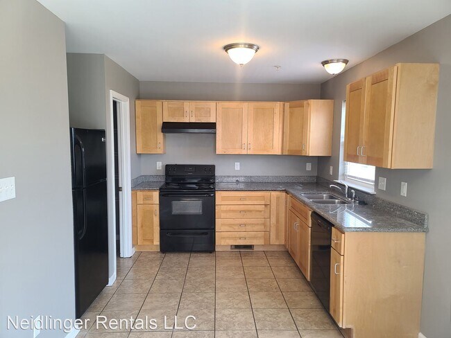 Building Photo - 3 br, 2.5 bath House - 366 Viewpoint Way