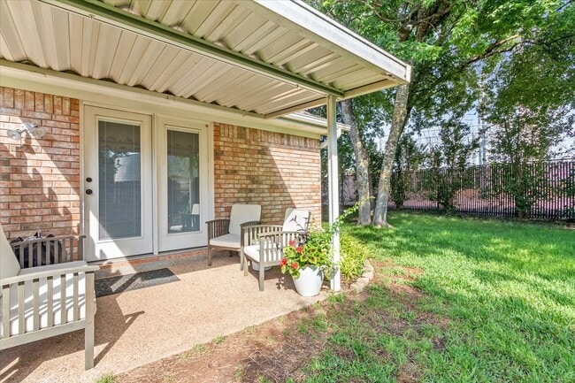 Building Photo - 40 Sugar Creek Pl