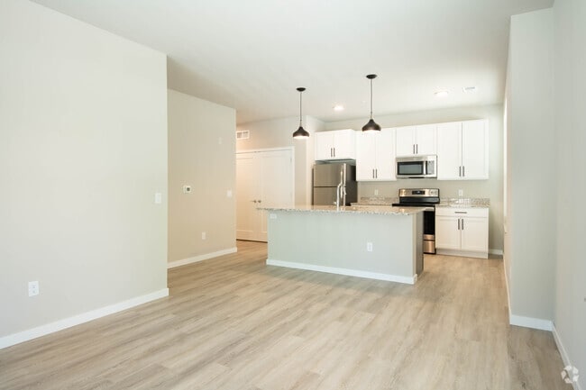 1BR, 1BA - 768SF - The Summit Residences