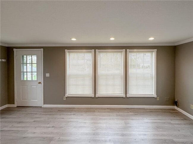 Living room - 12189 Shady Ave