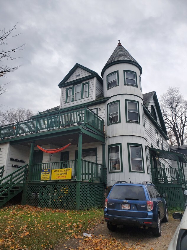 Foto del edificio - 407 College St