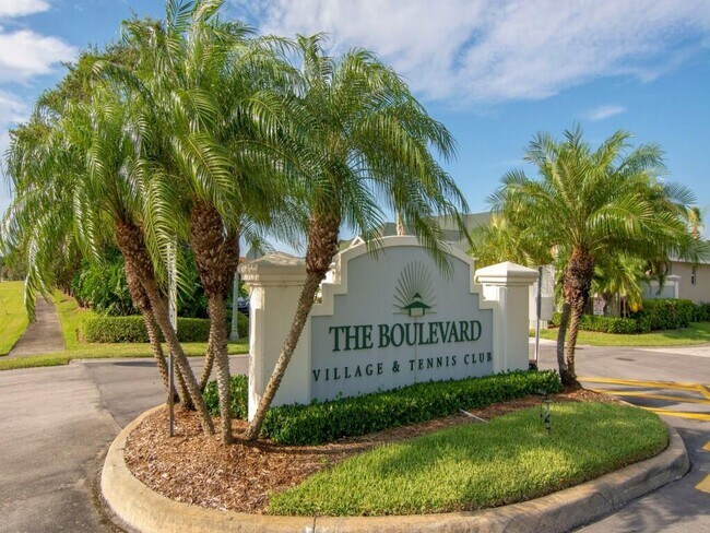 Foto del edificio - 1643 Baseline Ln