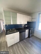 Building Photo - 3700 Midvale Ave