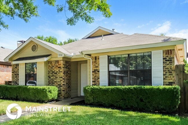 Building Photo - 934 Sanders Dr