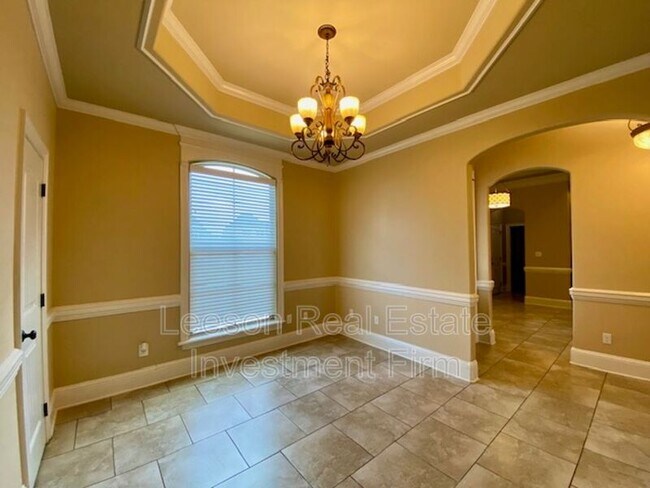 Building Photo - 632 Bitter Pecan Dr