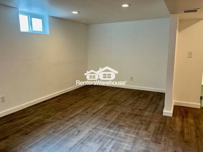 Foto del edificio - Don't Miss this 1 Bed 1 Bath Urban Oasis