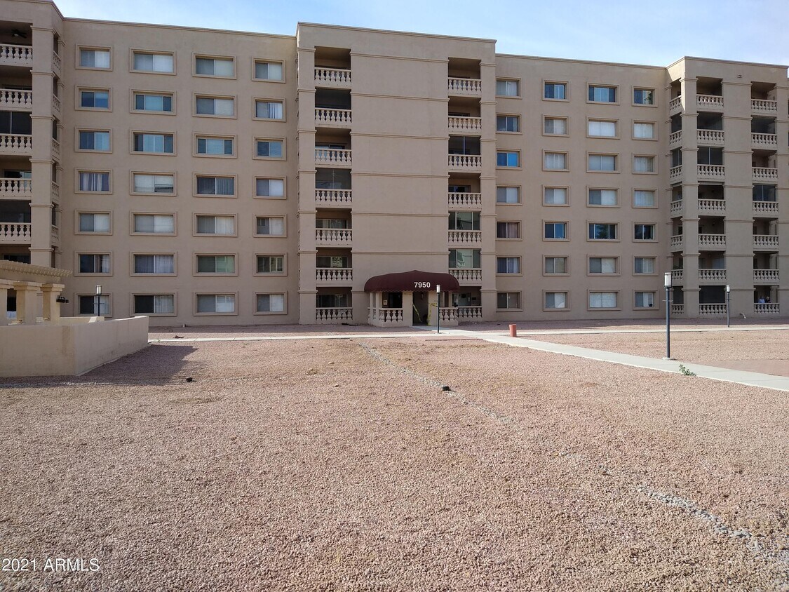 7950 E Camelback Rd Unit 205, Scottsdale, AZ 85251 Apartment for Rent