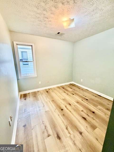 Building Photo - 2512 Water Oak Dr