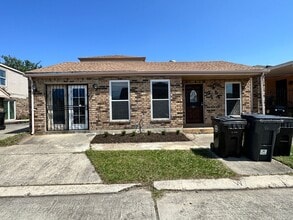 Building Photo - 2757 Edna St