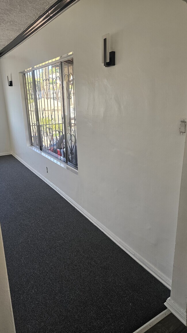 Foto del edificio - 1005 N Townsend Ave