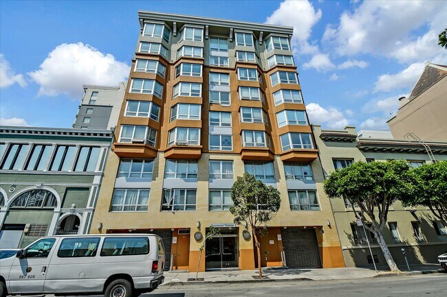 Building Photo - 650 Turk St