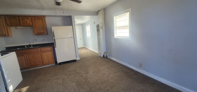 Foto del edificio - 2408 SW 1st Ave