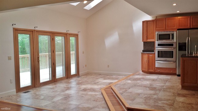 Building Photo - 11610 Bonaventure Dr