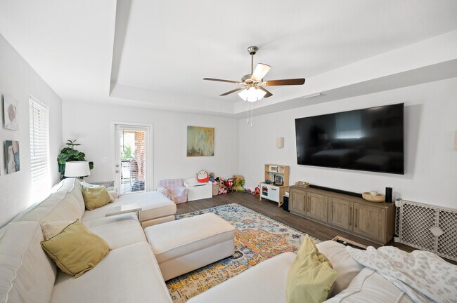 Foto del edificio - 27461 Elise Ct