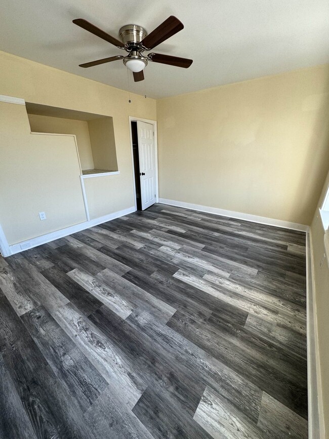 Foto del edificio - 2721 Berkshire St
