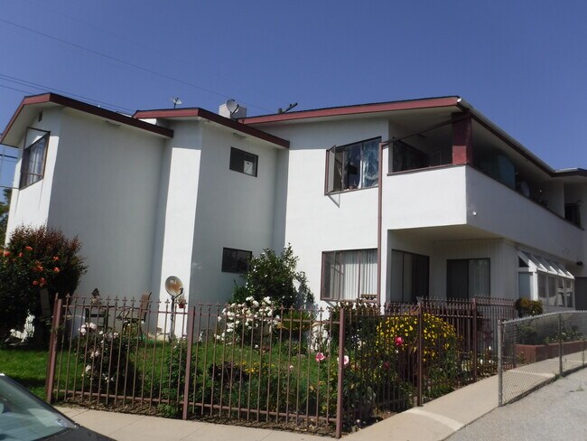 Building Photo - 12079 Lamanda St