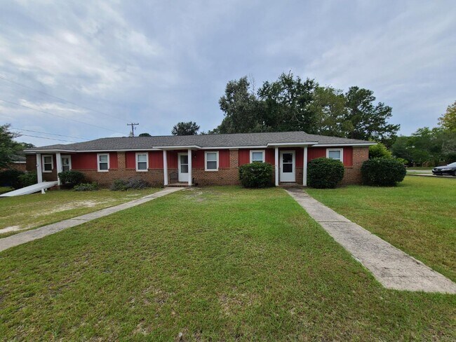 Foto del edificio - 3904 Persimmon St