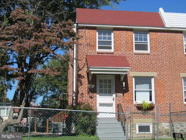 Foto del edificio - 504 Acorn St