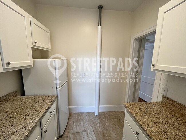Building Photo - 1 bedroom in Boston MA 02215