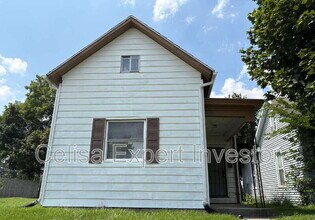 Building Photo - 1132 Grant Ave