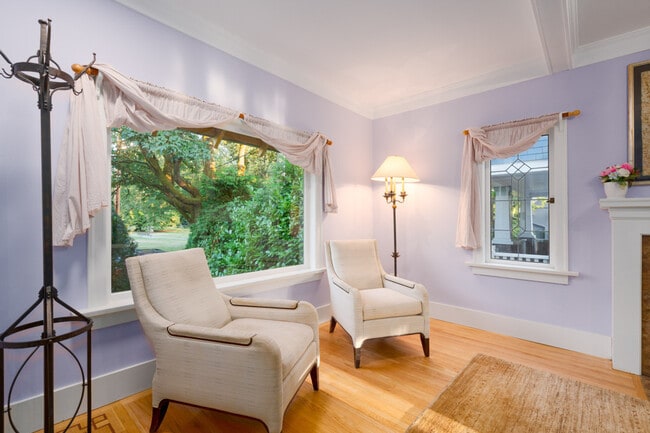 Building Photo - 2029 Collingwood St