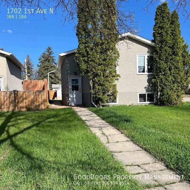 Photo du bâtiment - 1702 1st Ave N