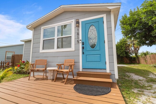 Building Photo - 1815-1812 12th St S