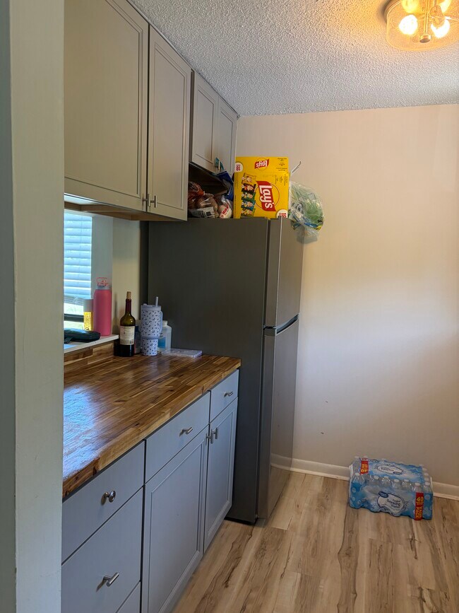 Foto del edificio - 148 Turnwood Ln