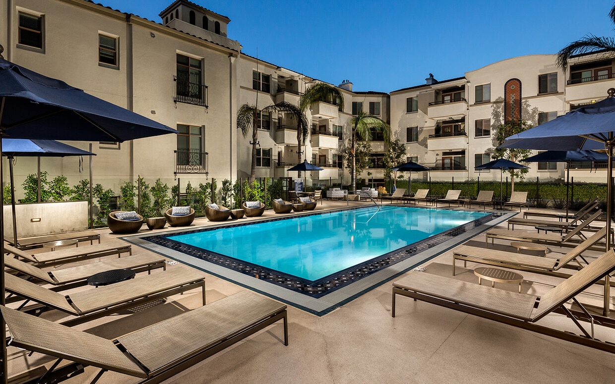 The Glendon Apartments in Westwood Apartments 1040 Glendon Ave Los