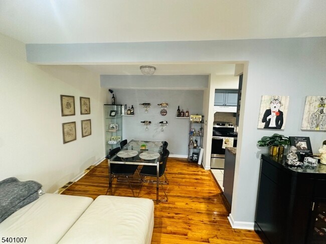 Foto del edificio - 2350 NJ-10