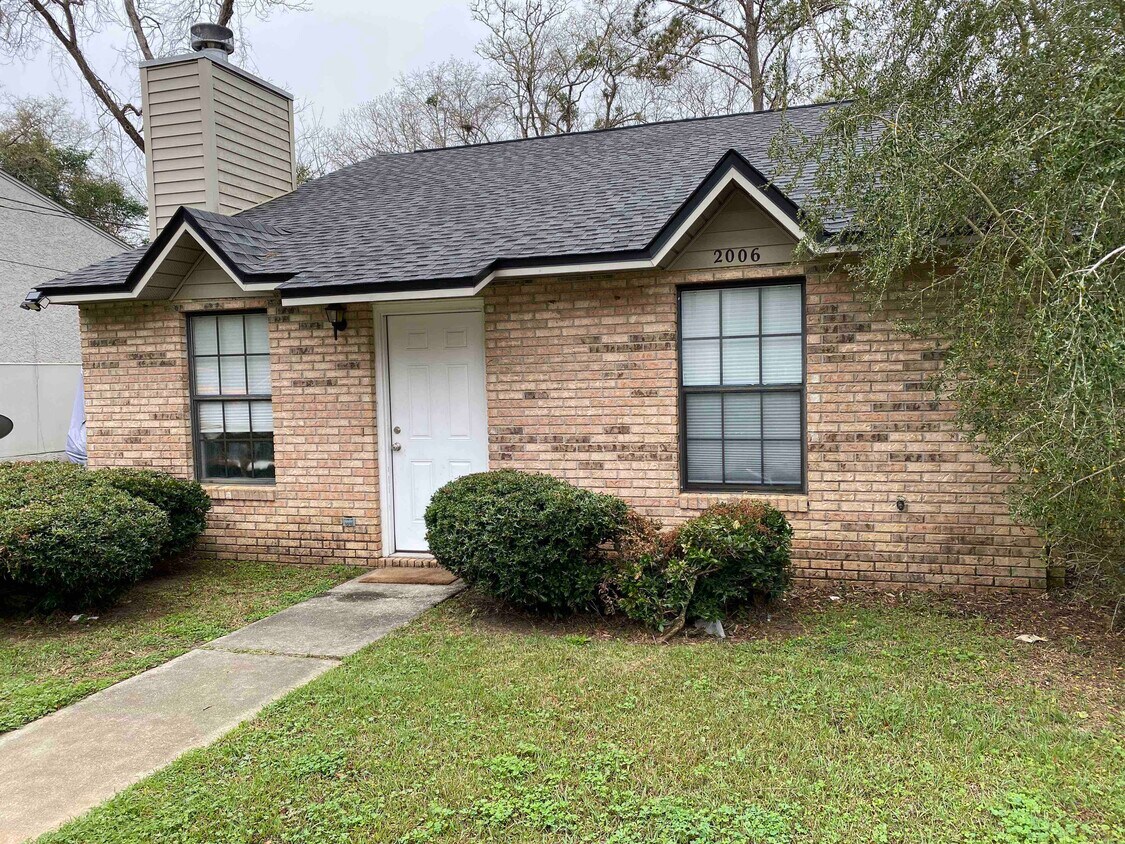 2006 Pecan Ct, Tallahassee, FL 32303 Townhome Rentals in Tallahassee