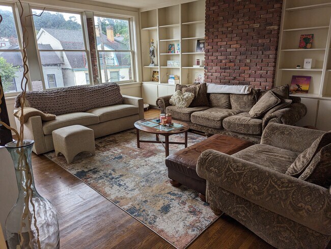 Foto del edificio - 5423 Howe St