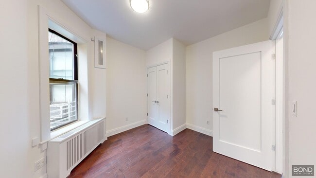 Building Photo - 17 W 125th St