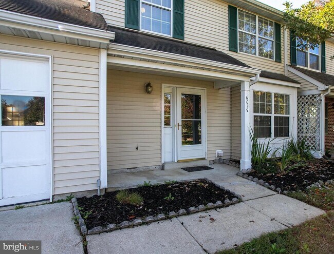 Building Photo - 6019 Bobcat Ct