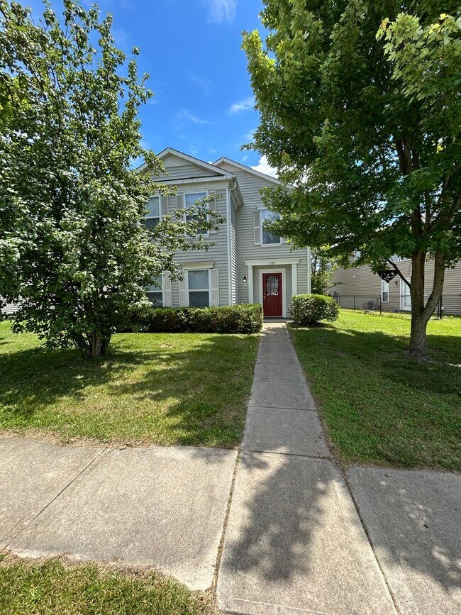 Building Photo - Franklin IN - 3 BR home