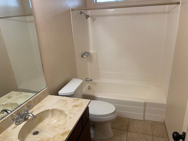 Building Photo - 7555 Victoria Ave