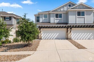 Building Photo - 1530 McKinney Dr