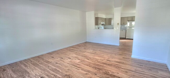 Building Photo - 2 Bedroom 1 Bathroom in Elizabethtown!