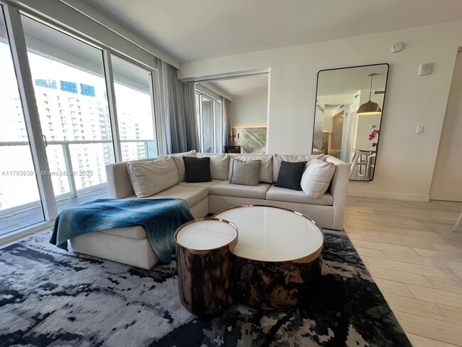 Foto del edificio - 3101 Bayshore Dr