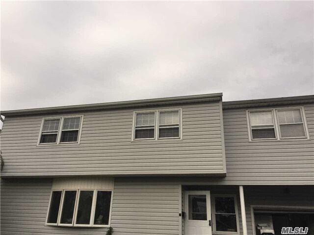 Building Photo - 13 N Crescent Dr