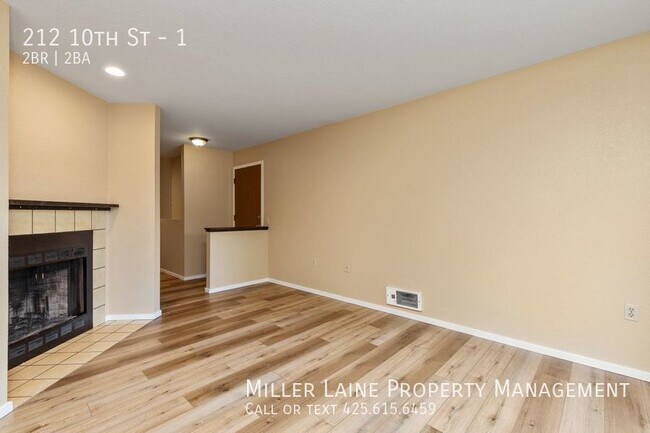 Building Photo - 212 10th St