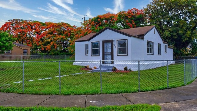 Photo - 790 NW 64 St House