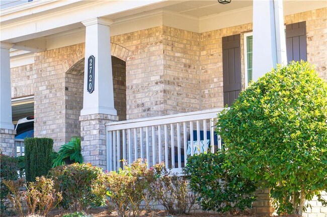 Foto del edificio - 2720 Canter Meadow Dr