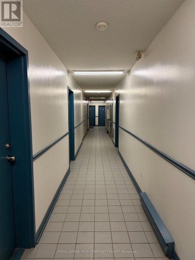 Building Photo - 72 Lake Ave