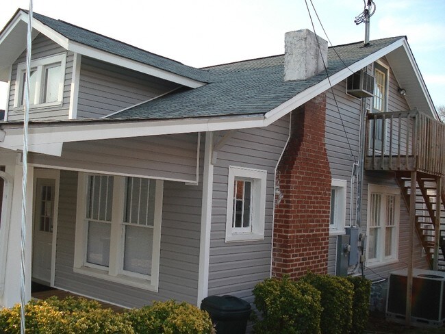  - 308 NW Highland Ave