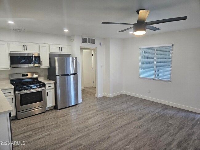 Foto del edificio - 780 W Coolidge St