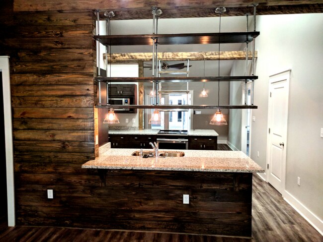 Foto del edificio - 1657 Mayhew St