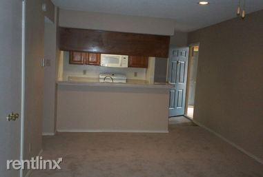 Primary Photo - 15215 Berry Trl
