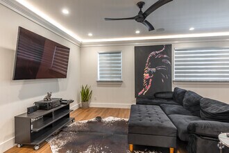 Living Room - Courthouse Apartments