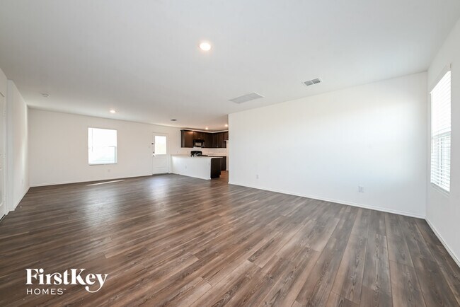 Building Photo - 5751 Barbaro Dr